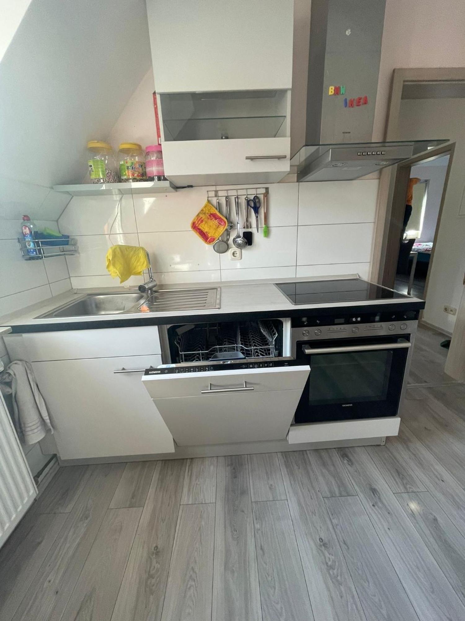 Leo Apartment Zentrum Rüsselsheim Buitenkant foto