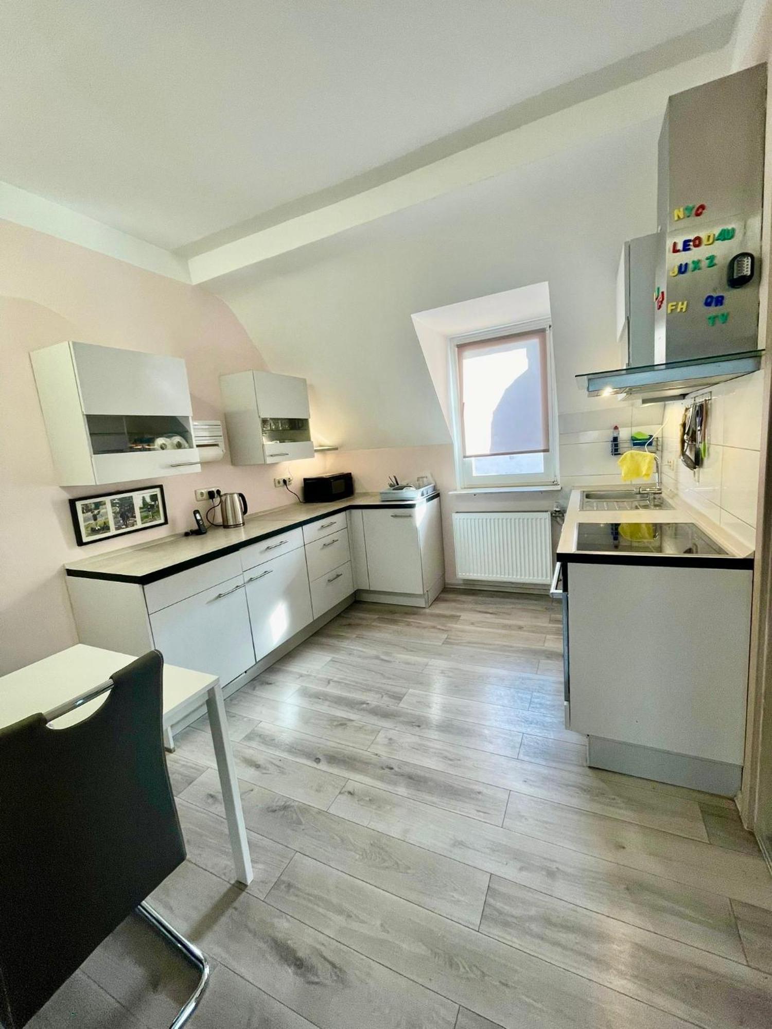 Leo Apartment Zentrum Rüsselsheim Buitenkant foto