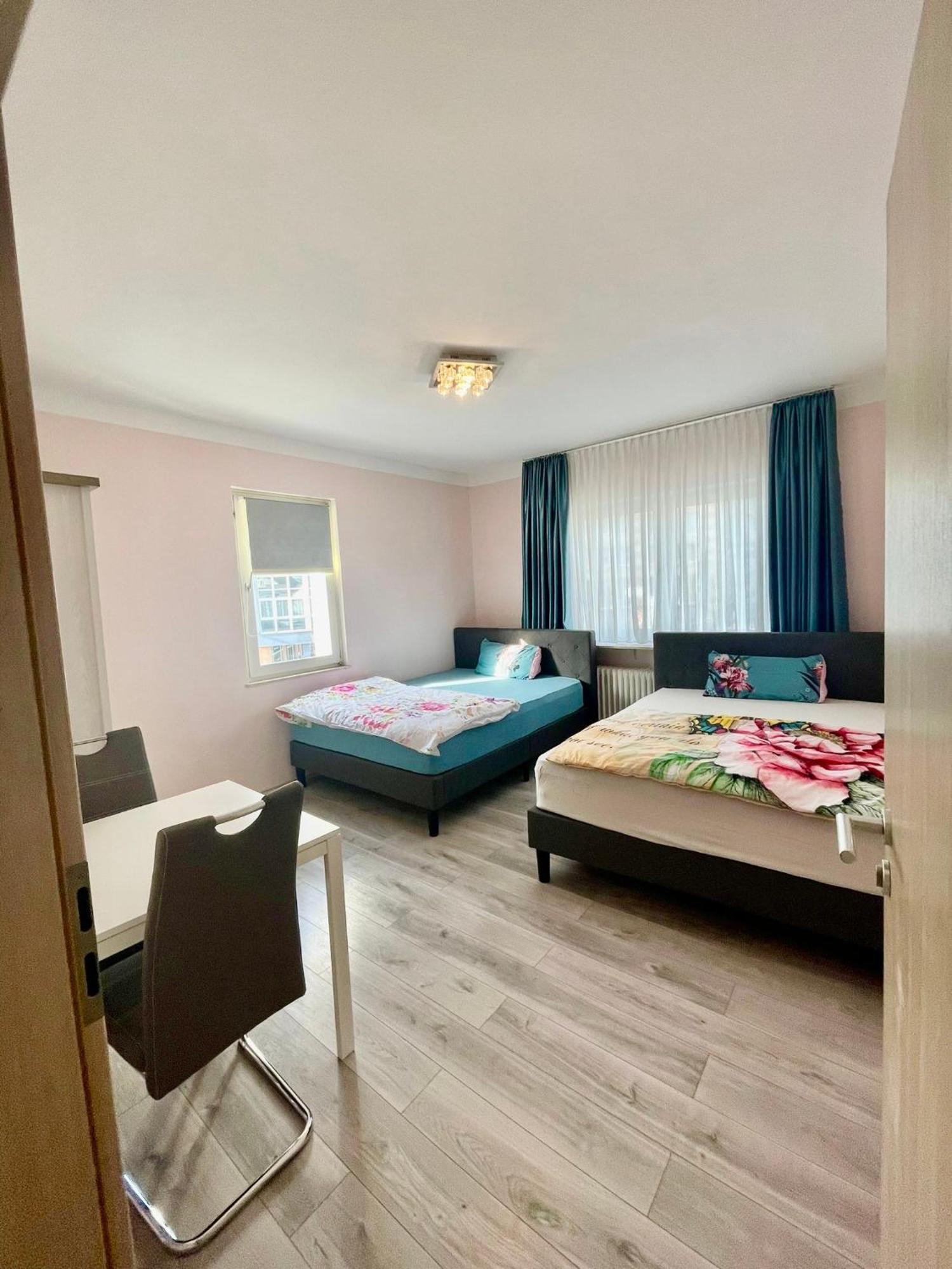 Leo Apartment Zentrum Rüsselsheim Buitenkant foto